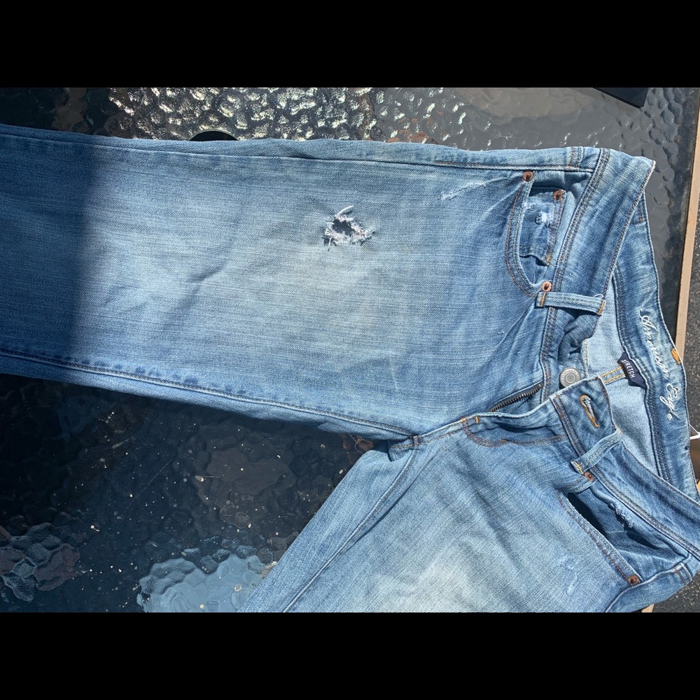 Women’s size 6 American Eagle jeans